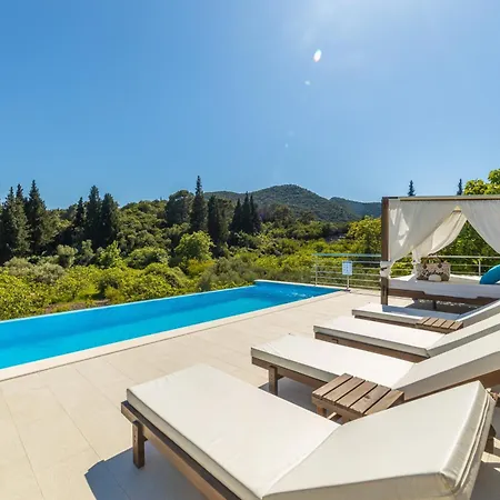 Luxury G With Pool